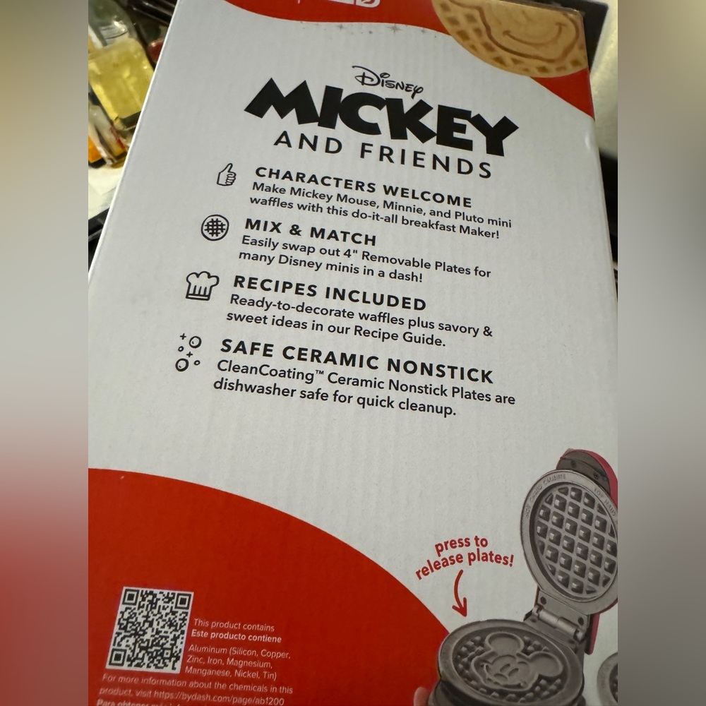 Brand new in box Disney Dash Mickey & Friends Mini waffle Maker System - Picture 7 of 11